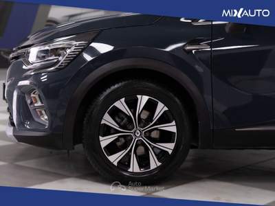 Renault Captur 1.6 E-Tech Full Hybrid Techno 145CV Auto Grigio usata Latina