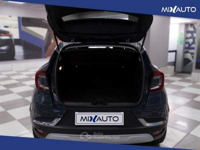 Renault Captur 1.6 E-Tech Full Hybrid Techno 145CV Auto Argento usata Latina