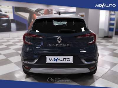 Renault Captur 1.6 E-Tech Full Hybrid Techno 145CV Auto Argento usata Latina