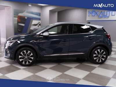 Renault Captur 1.6 E-Tech Full Hybrid Techno 145CV Auto Argento usata Latina