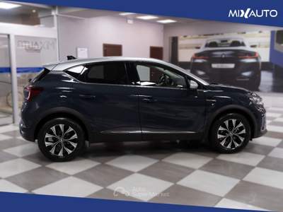 Renault Captur 1.6 E-Tech Full Hybrid Techno 145CV Auto Argento usata Latina