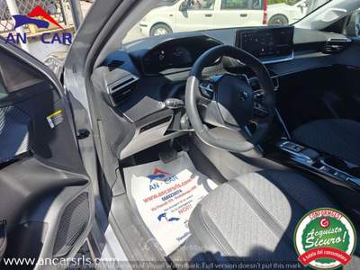 Peugeot 208 1.2 Hybrid 110CV Allure e-DCS6 Grigio usata Grottaferrata