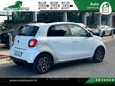 Smart ForFour 0.9 t Passion 90cv twinamic Cabrio Bianco usata Guidonia Montecello