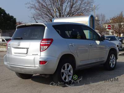 Toyota RAV4 RAV4 Crossport 2.2 d-4d 2wd 150cv Grigio usata Cesena