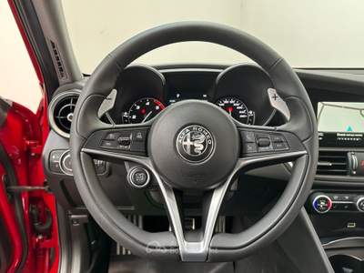 Alfa Romeo Giulia 2.2 t Veloce Q4 210cv awd LED|REAR|ACC|DNA|19' Rosso usata Como