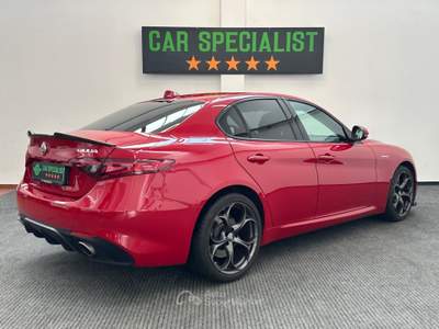 Alfa Romeo Giulia 2.2 t Veloce Q4 210cv awd LED|REAR|ACC|DNA|19' Rosso usata Como