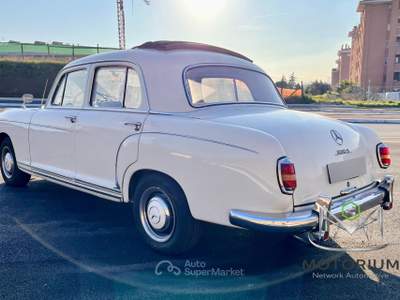 Mercedes-Benz 220 S S W180 Berlina, Tetto Webasto, Matching Numbers Bianco usata Roma