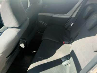 Toyota Yaris 5 porte Sol Argento usata Valenzano