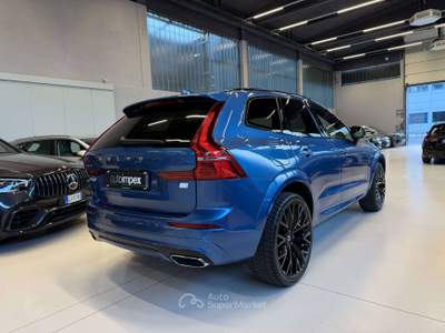 Volvo XC60 2.0 t6 AWD phev R-design auto 22"/PANO/UNICO PROPR. Blu/Azzurro usata Merano