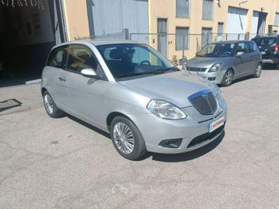 Lancia Ypsilon 1.2 8v Argento 60cv Grigio usata Cassina de' Pecchi