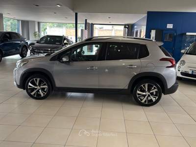 Peugeot 2008 PureTech Turbo 110cv Allure S/S Grigio usata Voghera