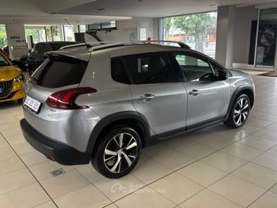 Peugeot 2008 PureTech Turbo 110cv Allure S/S Grigio usata Voghera
