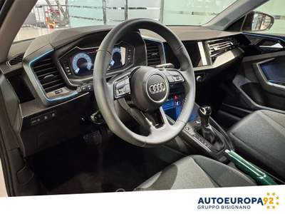 Audi A1 A1 Allstreet 30 1.0 Tfsi Identity Contrast 116cv S-Tronic Bianco usata MONOPOLI