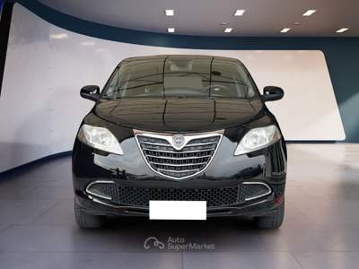 Lancia Ypsilon Ypsilon 0.9 Twinair 85cv metano Ecochic Nero usata Pordenone
