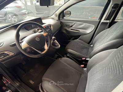 Lancia Ypsilon Ypsilon 0.9 Twinair 85cv metano Ecochic Nero usata Pordenone
