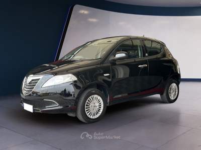 Lancia Ypsilon Ypsilon 0.9 Twinair 85cv metano Ecochic Nero usata Pordenone