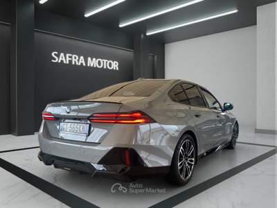 BMW Serie 5 520d 520d xDrive M Sport Pro Grigio usata Rende