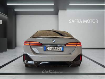 BMW Serie 5 520d 520d xDrive M Sport Pro Grigio usata Rende