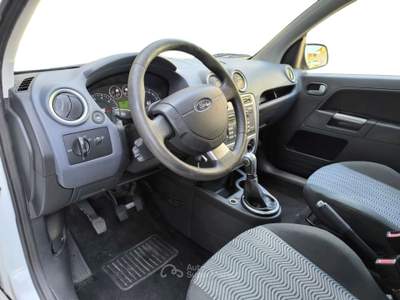 Ford Fusion 1.4 BENZINA 80 HP NEOPATENTATI Bianco usata Udine