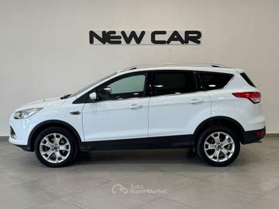 Ford Kuga 2.0 TDCi 150CV Powershift 4AWD Titanium Bianco usata Caresanablot