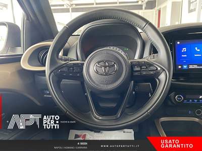 Toyota Aygo Aygo X 1.0 Trend 72cv Beige usata Napoli
