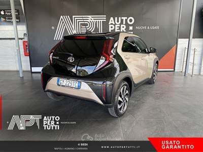 Toyota Aygo Aygo X 1.0 Trend 72cv Beige usata Napoli