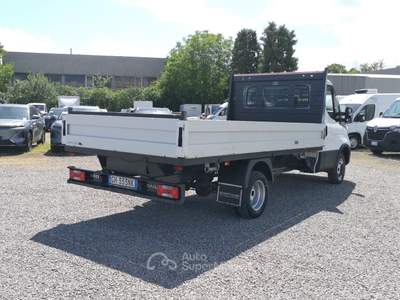 Iveco Daily Daily 35 C16 Cassone Fisso Passo Lungo Bianco usata Reggio nell'Emilia