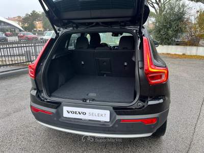 Volvo XC40 XC40 T4 Recharge Plug-in Hybrid automatico Core Nero usata Rimini
