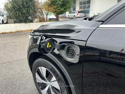 Volvo XC40 XC40 T4 Recharge Plug-in Hybrid automatico Core Nero usata Rimini