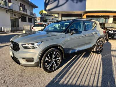 Volvo XC40 XC40 1.5 t3 R-design 163cv auto my21 - VETTURA IN CONTO VENDITA Grigio usata Rimini