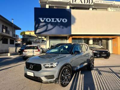Volvo XC40 XC40 1.5 t3 R-design 163cv auto my21 - VETTURA IN CONTO VENDITA Grigio usata Rimini