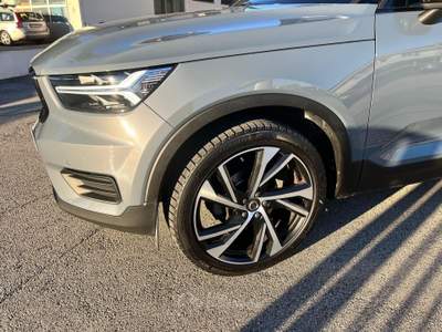 Volvo XC40 XC40 1.5 t3 R-design 163cv auto my21 - VETTURA IN CONTO VENDITA Grigio usata Rimini