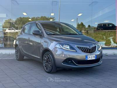Lancia Ypsilon 1.0 FireFly 70cv Hybrid Silver Plus PROMO Grigio usata Pavia