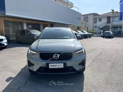 Volvo XC40 XC40 2.0 b3 Core auto Grigio usata Rimini