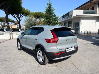 Volvo XC40 XC40 2.0 b3 Core auto Grigio usata Rimini
