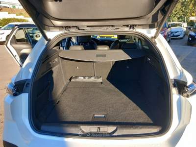 Peugeot 308 308 BlueHDi 130 S&S EAT8 SW GT Pack Bianco usata Lucca