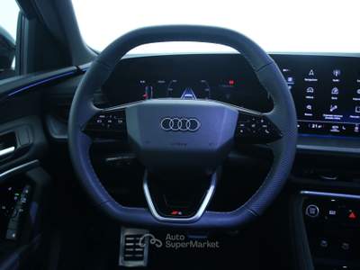 Audi Q5 TDI 204cv quattro S tronic S Line Edition Tetto panoramico in vetro/ Cerchi in lega da 21'' Audi Sport con design S/Assetto Sportivo Nero usata Feltre