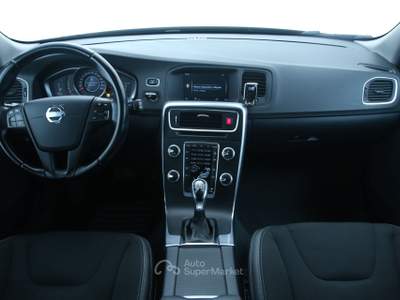 Volvo V60 D2 Powershift Kinetic Park Assist posteriore Nero usata Feltre