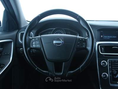 Volvo V60 D2 Powershift Kinetic Park Assist posteriore Nero usata Feltre