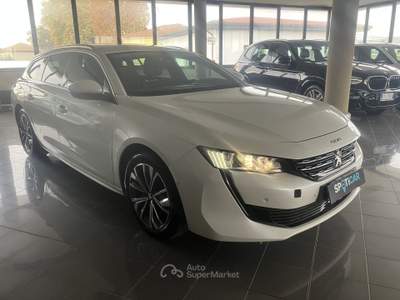 Peugeot 508 508 BlueHDi 130 Stop&Start EAT8 SW Allure Pack Bianco usata Lucca