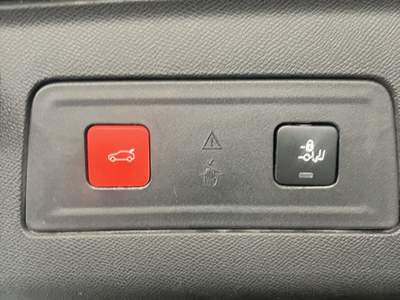 Peugeot 508 508 BlueHDi 130 Stop&Start EAT8 SW Allure Pack Bianco usata Lucca