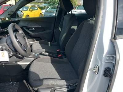 Peugeot 2008 PureTech 100 S&S Style Nero usata Lucca