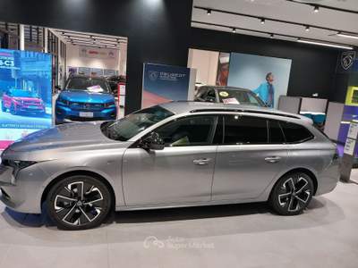 Peugeot 508 BlueHDi 130 GT S/S EAT8 SW Grigio usata Lucca
