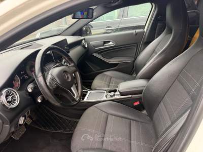 Mercedes-Benz Classe A W176 A 200 cdi Sport Automatic *Xenon*Retrocam*FULL Bianco usata LISSONE