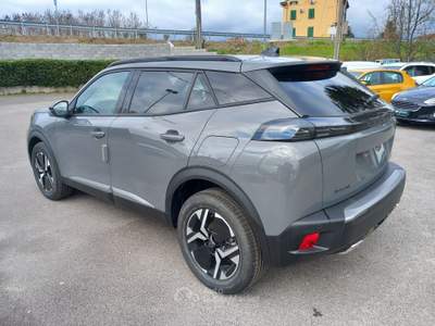 Peugeot 2008 Peugeot 2008 Hybrid 145cv e-DCS6 Allure Grigio usata Lucca