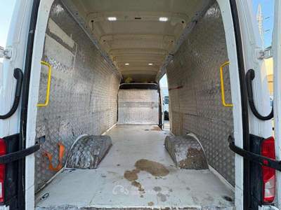 Volkswagen Crafter 35 2.0 BiTDI 177CV PL-TA ruote gemellate Bianco usata Torino