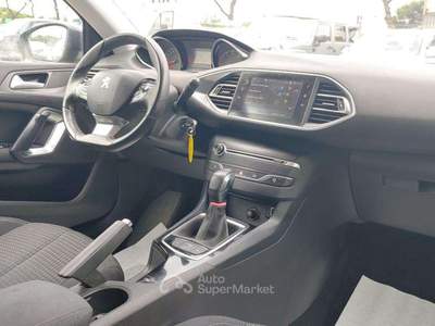 Peugeot 308 ALLURE 1.5D 120cv EAT6  ANDROID/CARPLAY SENS PARK Nero usata Roma