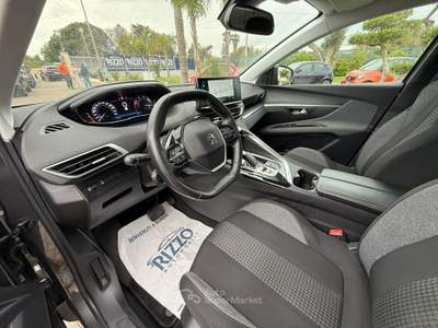 Peugeot 3008 S&S EAT8 Allure Grigio usata Mesagne