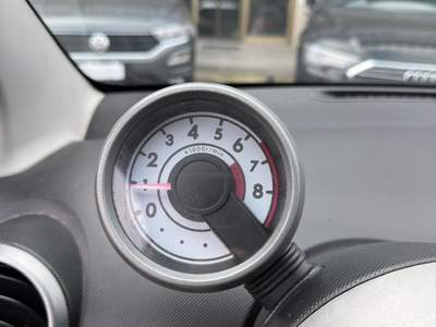 Peugeot 107 Carrozzeria discreta, motore perfetto, gomme nuove. Nero usata Roma