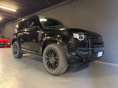 Land Rover Defender 200 CV AWD Auto HSE Nero usata Bruino